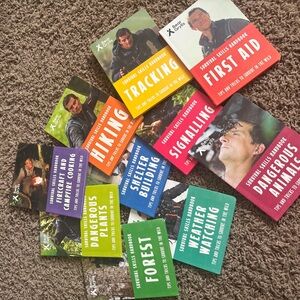 Survival Skills Bear Grylls Handbook Set